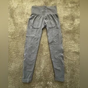 NVGTN contour leggings